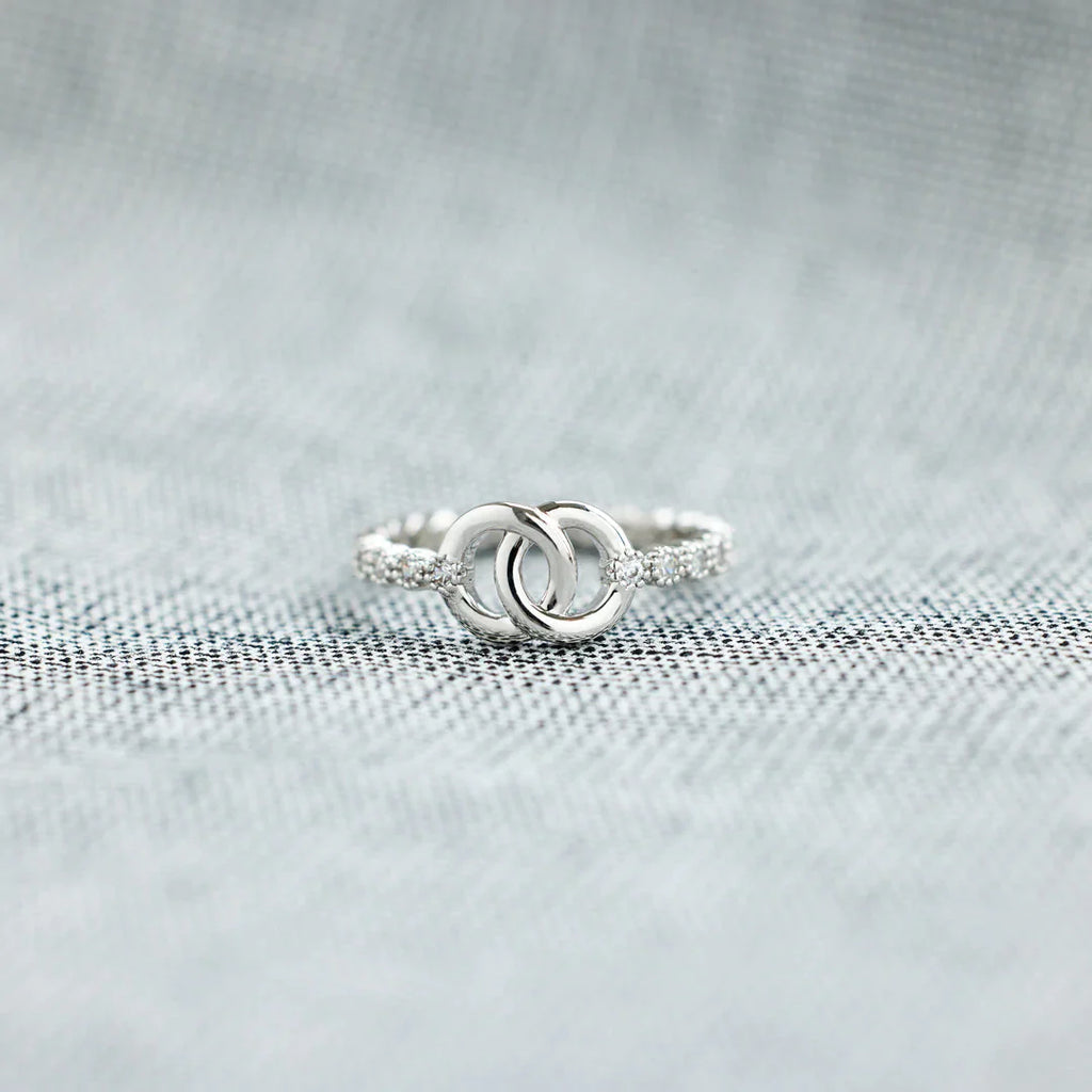 Mother & Daughter Forever Linked Pavé Interlocking Ring
